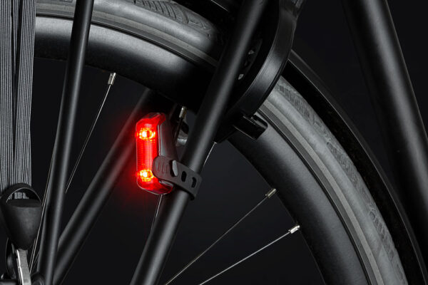 Luz traseira Axa DWN Traseira - Imagem 7