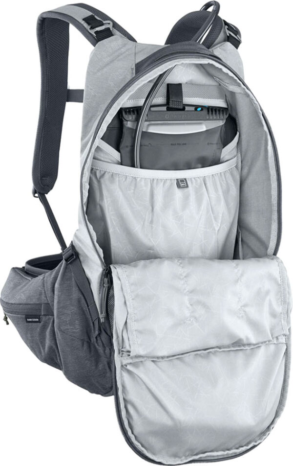 Evoc Trail Pro 16L- Mochila Protetora - Imagem 6