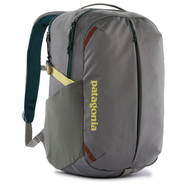 mochila patagonia refugio day 26l noble grey