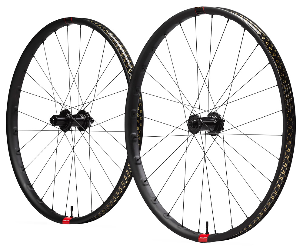 Reserve E-30 HD I9 1/1 Carbon 29" 6-Bolt Boost Wheelset