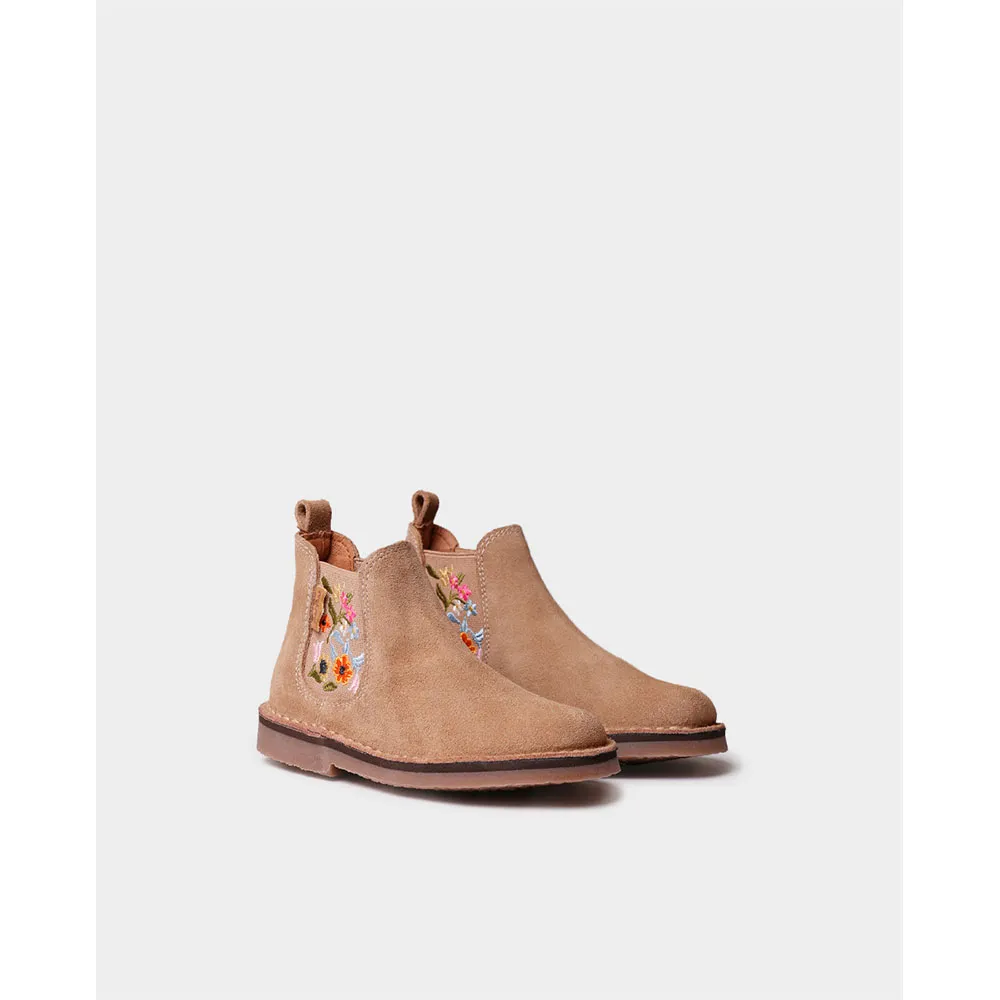 Toni pons Botinhas Pubol