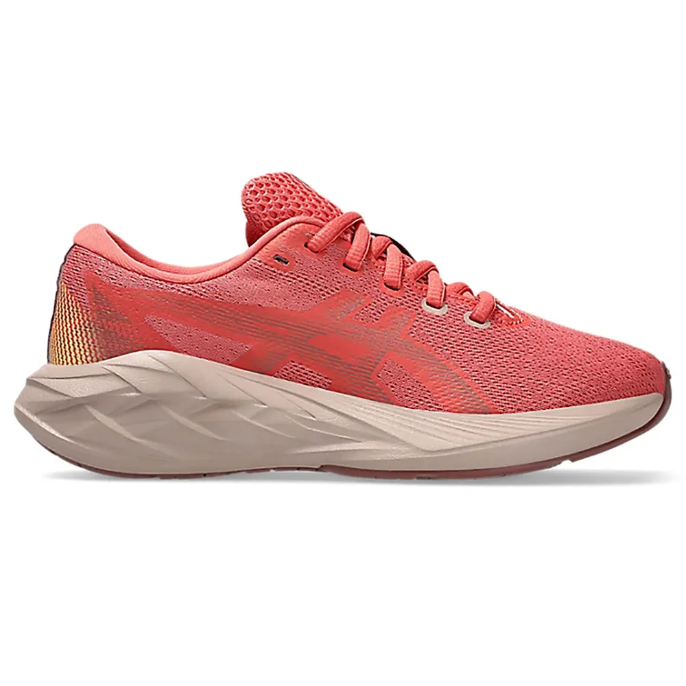Asics Tênis de corrida Novablast 5 GS